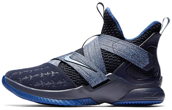 Nike zoom soldier 12 LeBron &quot;Blackened Blue&quot;