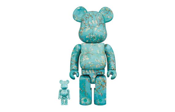 BE@RBRICK Almond Blossom 100％+400％