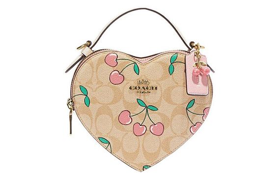COACH Heart 16