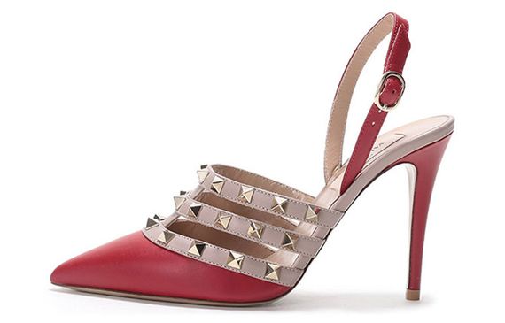 Valentino Rockstud