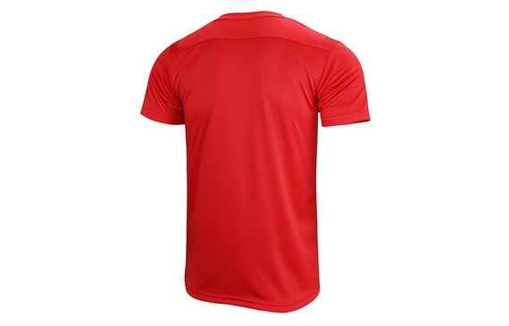 Under Armour T