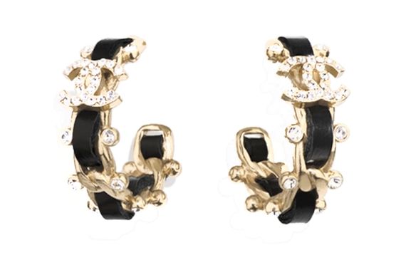 CHANEL /