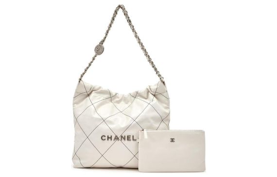 CHANEL 23C 22Bag Tote