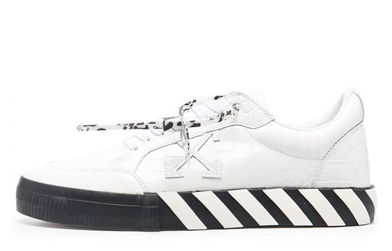 OFF-WHITE