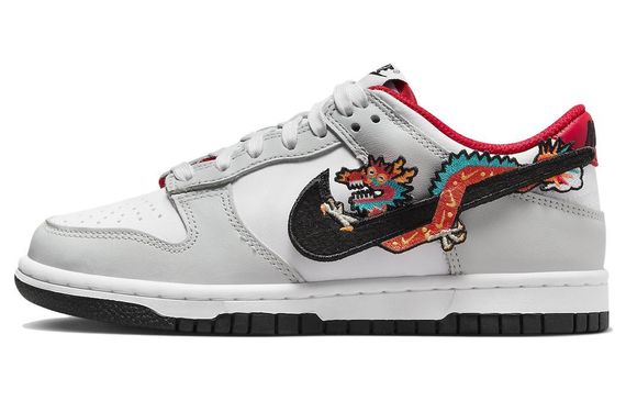 Nike Dunk &quot;Year of the Dragon&quot;