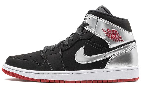 Jordan Air Jordan 1 Mid Takes It Back To &quot;Johnny Kilroy&quot;
