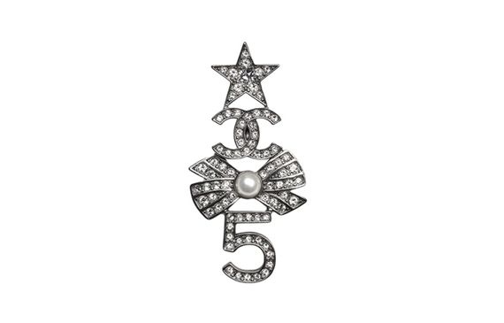 CHANEL 、 C 5