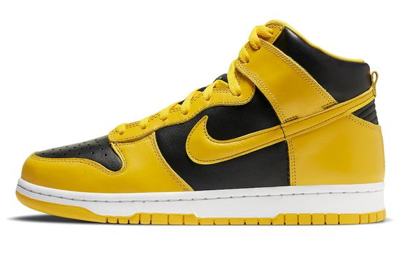 Nike Dunk SP &quot;Varsity Maize&quot;