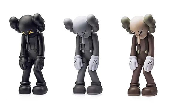 KAWS kaws Small Lie 3 27.9cm