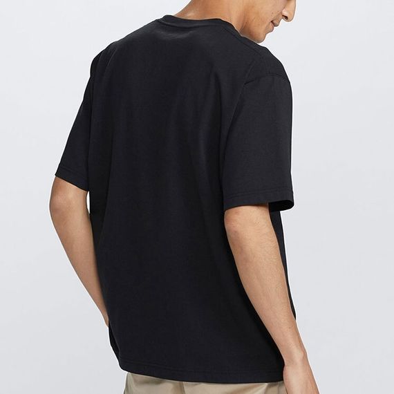 UNIQLO logo T
