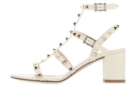 Valentino Rockstud T