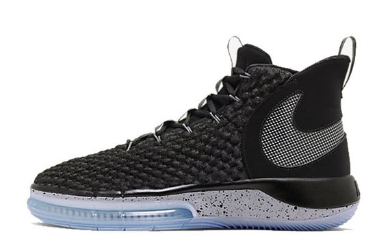 Nike AlphaDunk