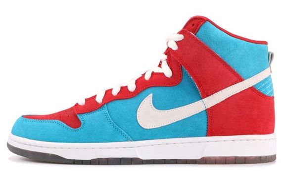 Nike Dunk SB Bloody Gums