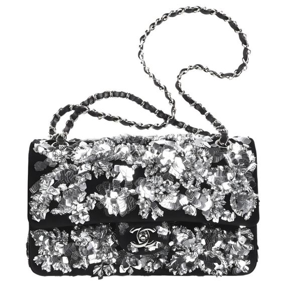 CHANEL /