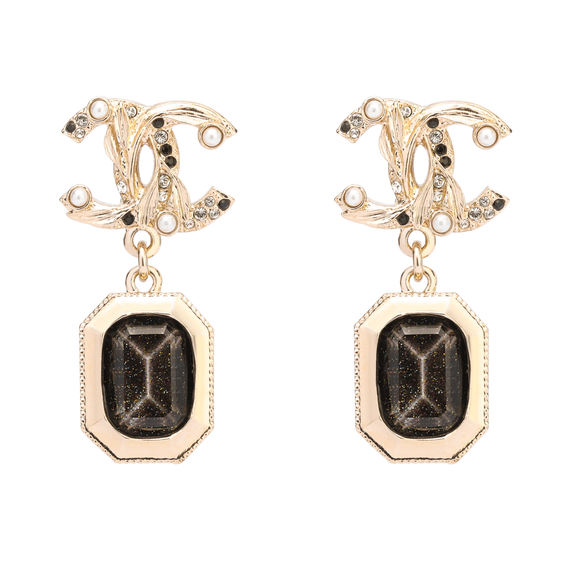 CHANEL C