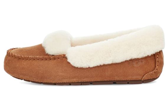 UGG Dakota Spill Seam