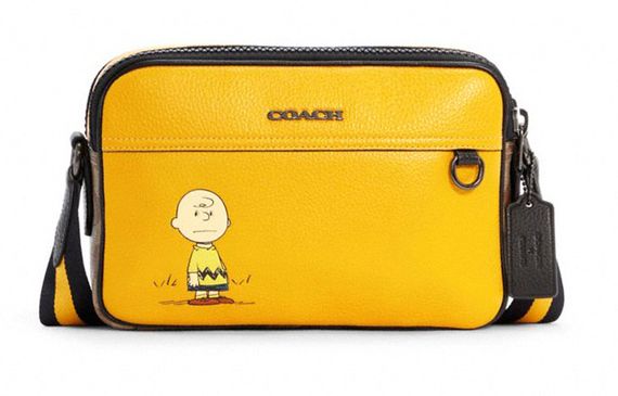 COACH x Peanuts Graham 23