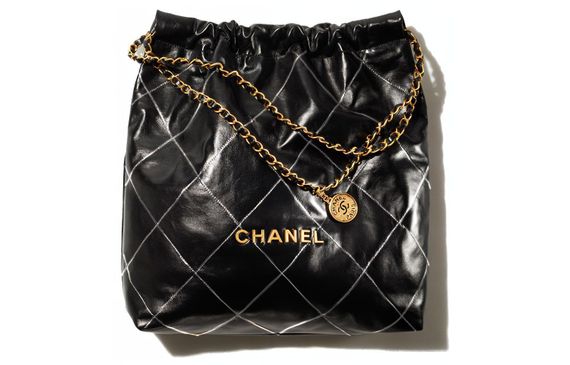CHANEL 22Bag Logo Tote