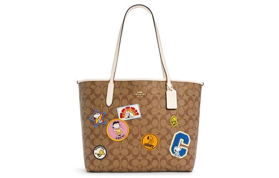 COACH x Snoopy City 33 Tote