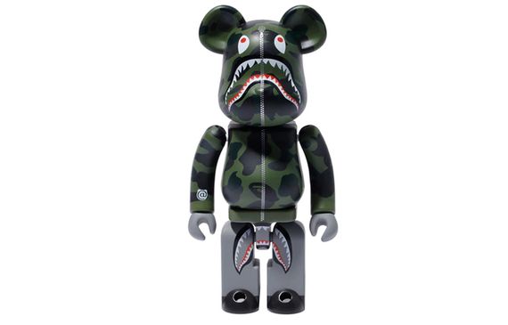 Medicom x BE@RBRICK 1st Camo Shark 200%
