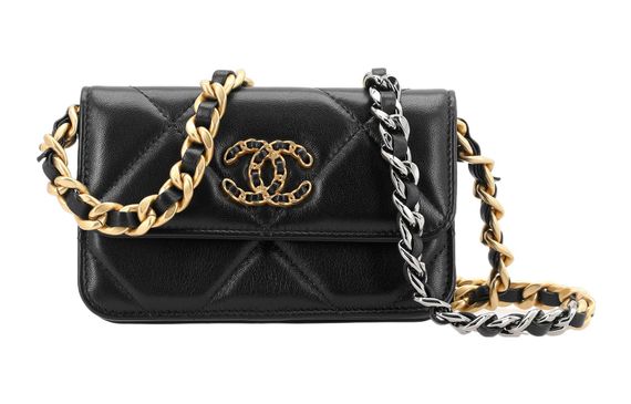 【 】 CHANEL 19Bag