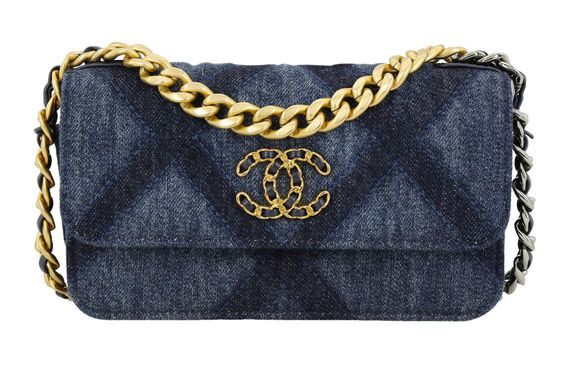CHANEL 19Bag