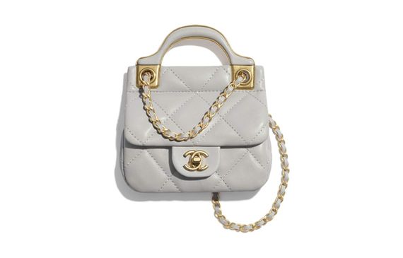 【 】 CHANEL