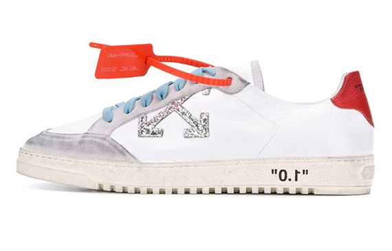OFF-WHITE