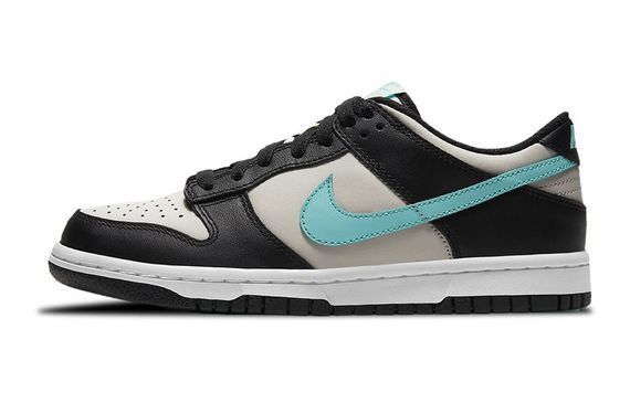 Nike Dunk Tropical Twist