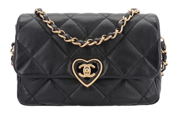 CHANEL 23s