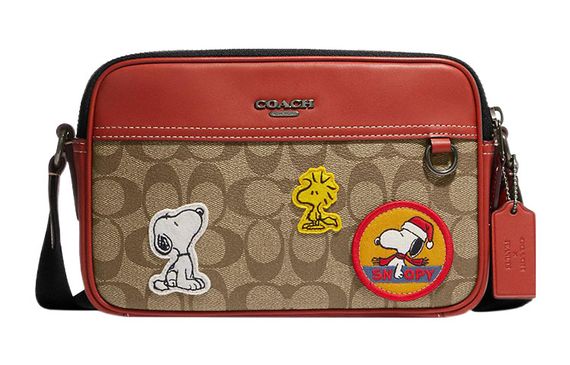 COACH x SNOOPY x Peanuts Graham 23