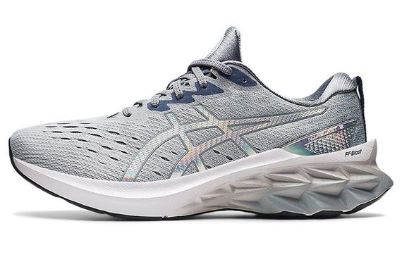 Asics Novablast 2 Platinum