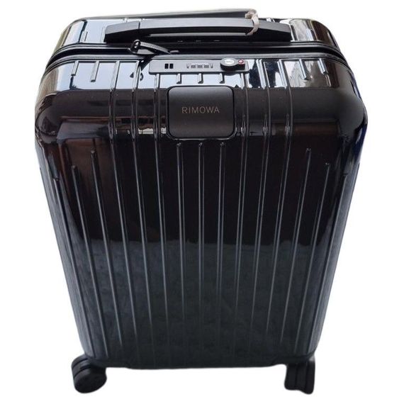 RIMOWA ESSENTIAL LITE Cabin 21 37L