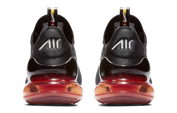 Nike Air Max 270 SE
