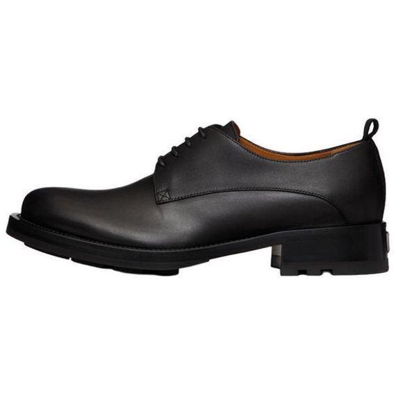 Valentino Roman Stud