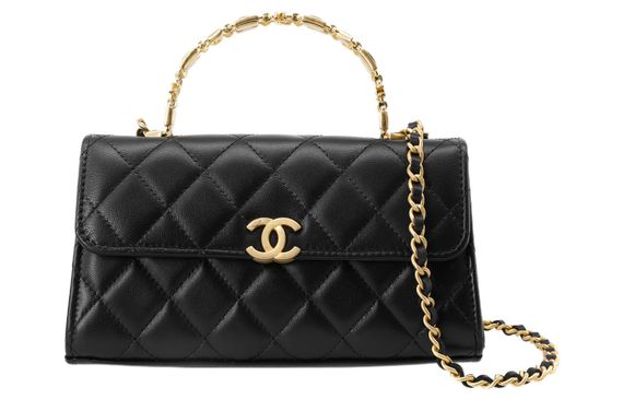 CHANEL 22B Kelly