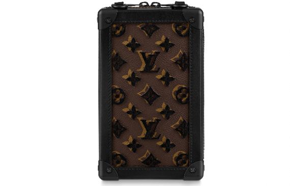 LOUIS VUITTON SOFT TRUNK
