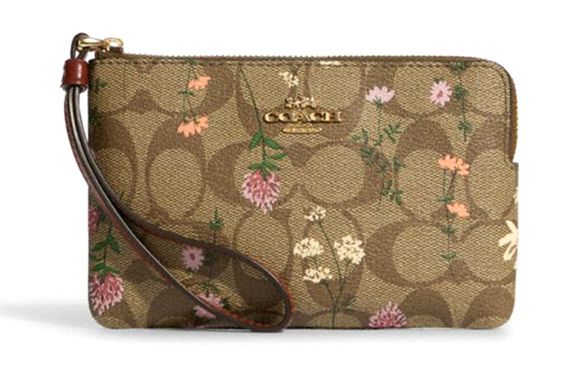 COACH Corner Zip 16