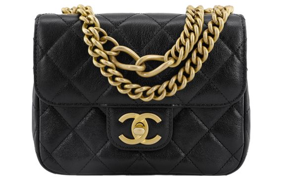 CHANEL 23s