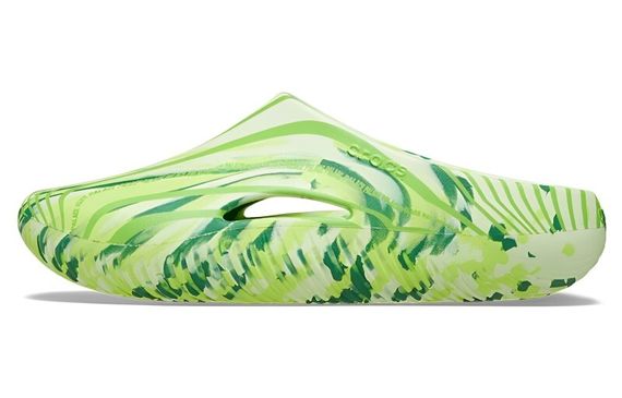 PALACE x Crocs
