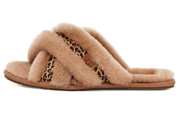 UGG