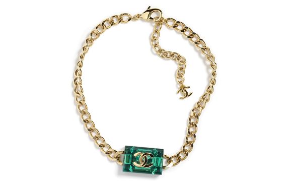 【23 】 CHANEL Logo