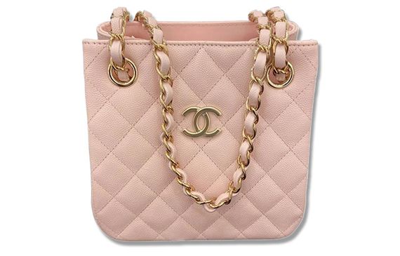 CHANEL Tote