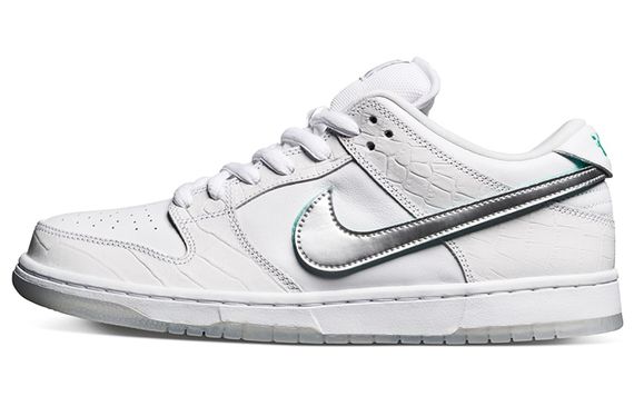 Nike Dunk SB white diamond