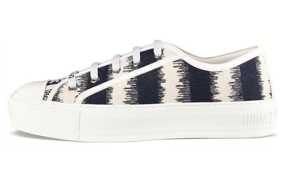 DIOR Walk&#39;n&#39;Dior