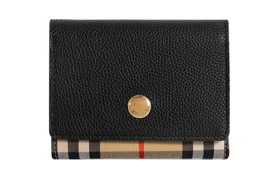 Burberry /
