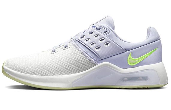Nike Air Max Bella TR 4