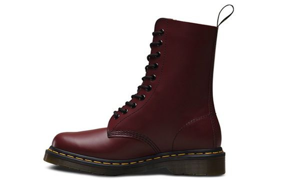 Dr.Martens 1490 Black Smooth