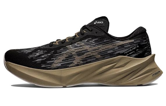 Asics Novablast 3