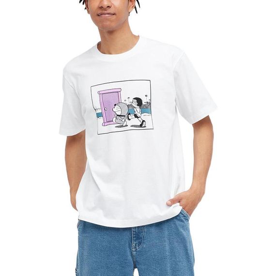 UNIQLO SS22 a T